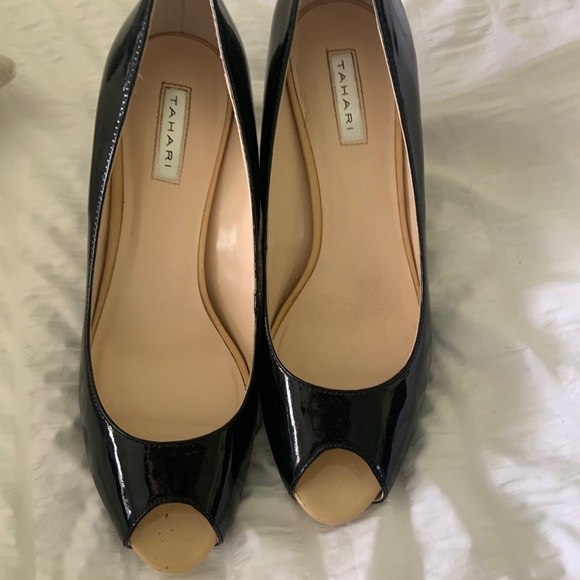 Black Patent peep toe heels - Picture 5 of 8